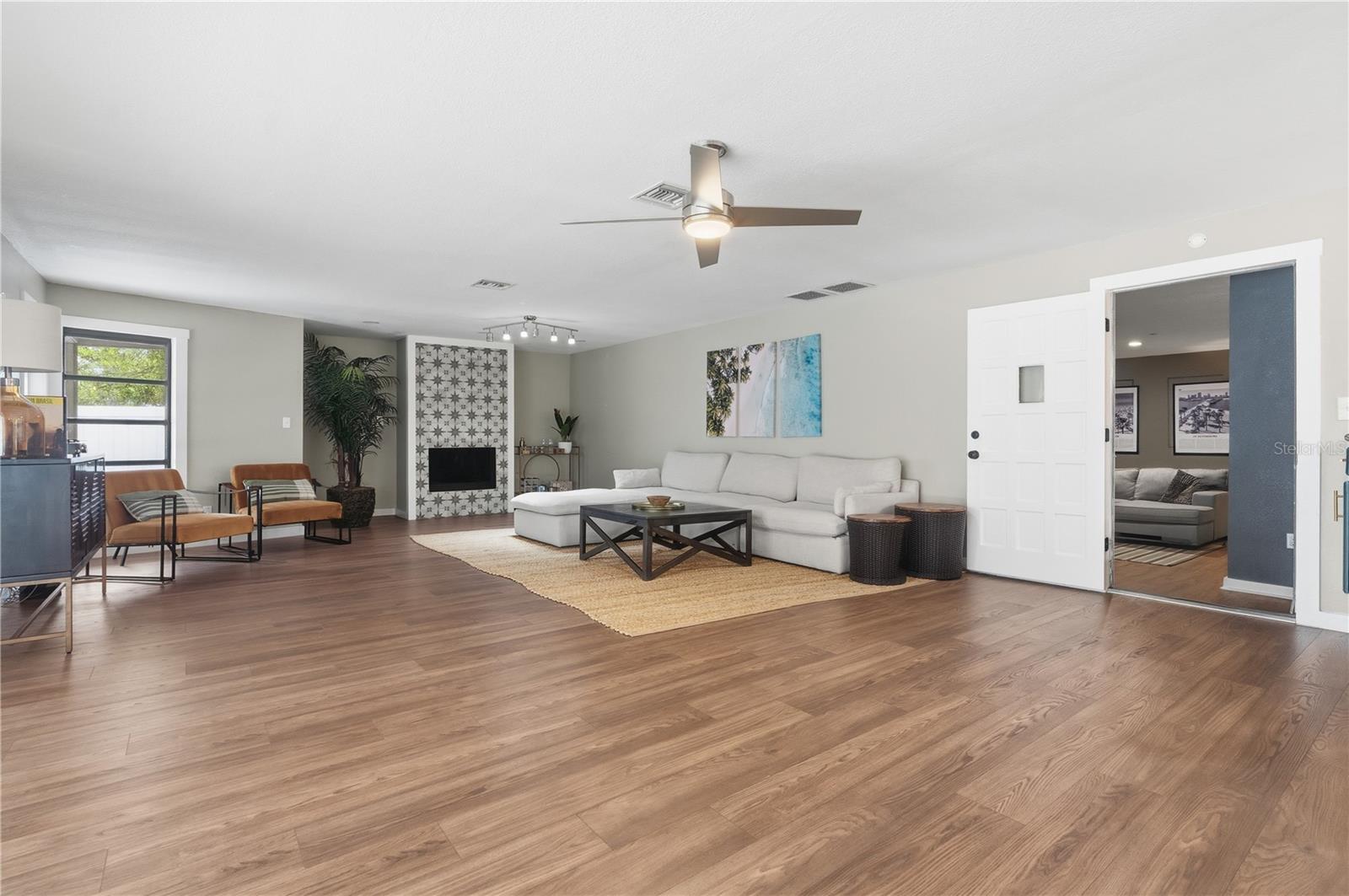 Image 20 of 37 For 13012 96th Avenue