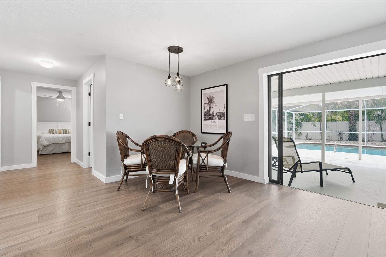 Image 21 of 37 For 13012 96th Avenue