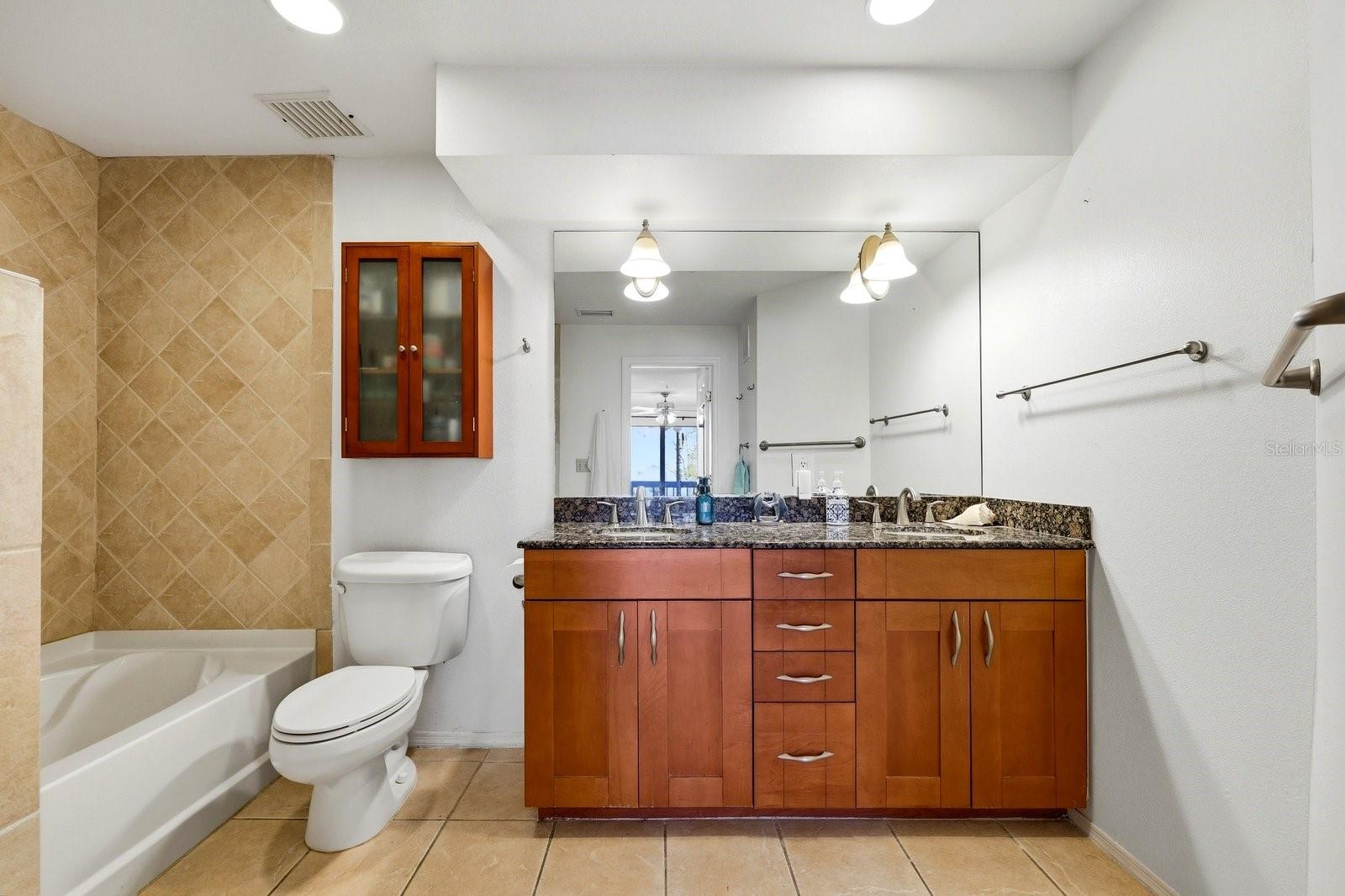 Image 12 of 18 For 2400 Feather Sound Drive 1424