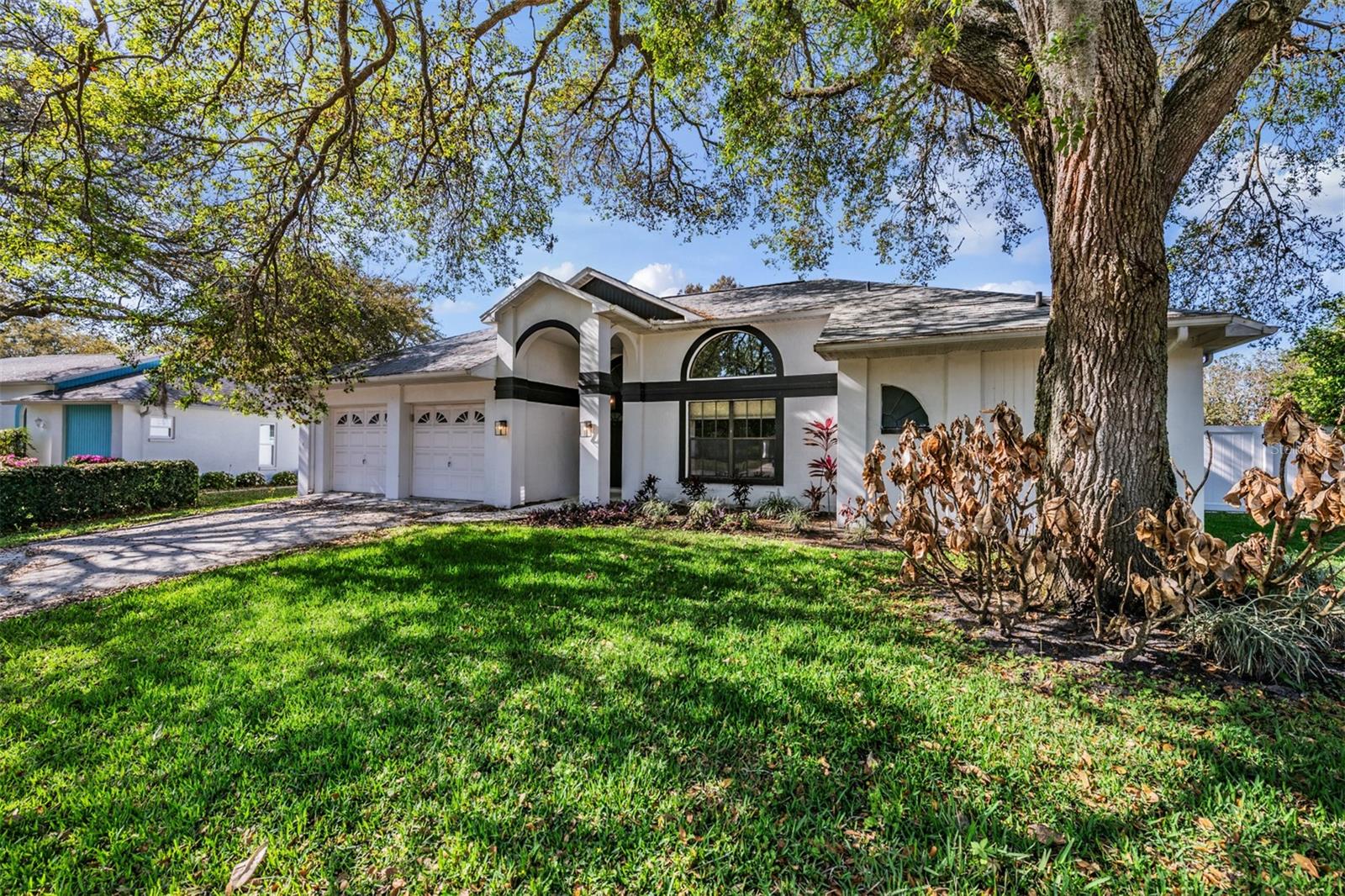 Image 40 of 54 For 9020 Tournament Drive