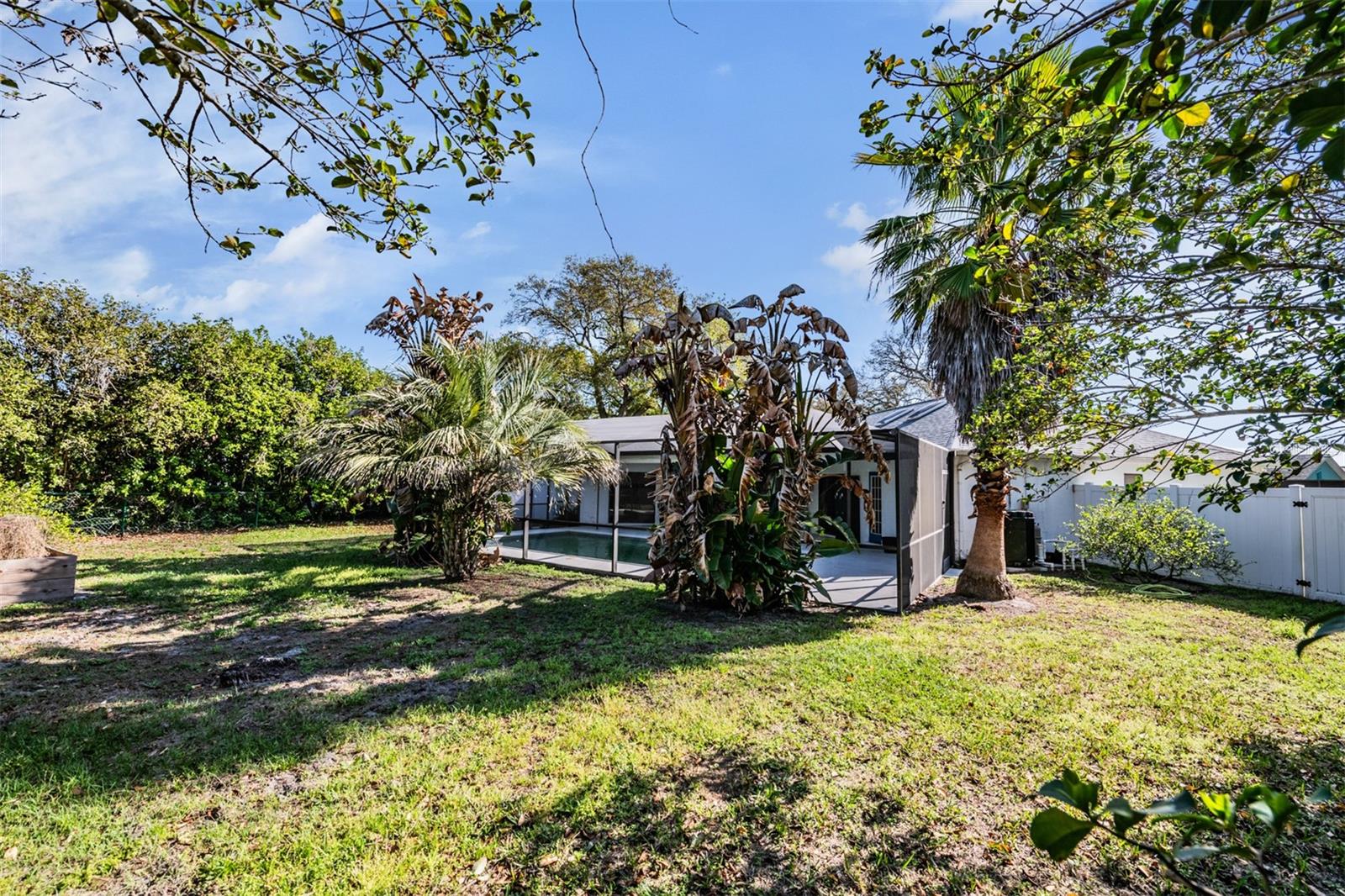 Image 49 of 54 For 9020 Tournament Drive