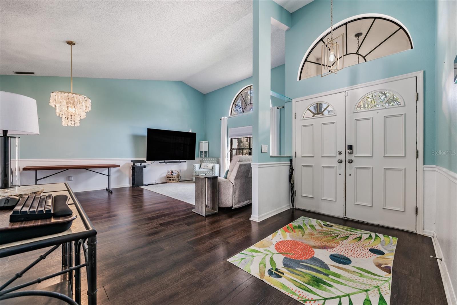 Image 5 of 54 For 9020 Tournament Drive