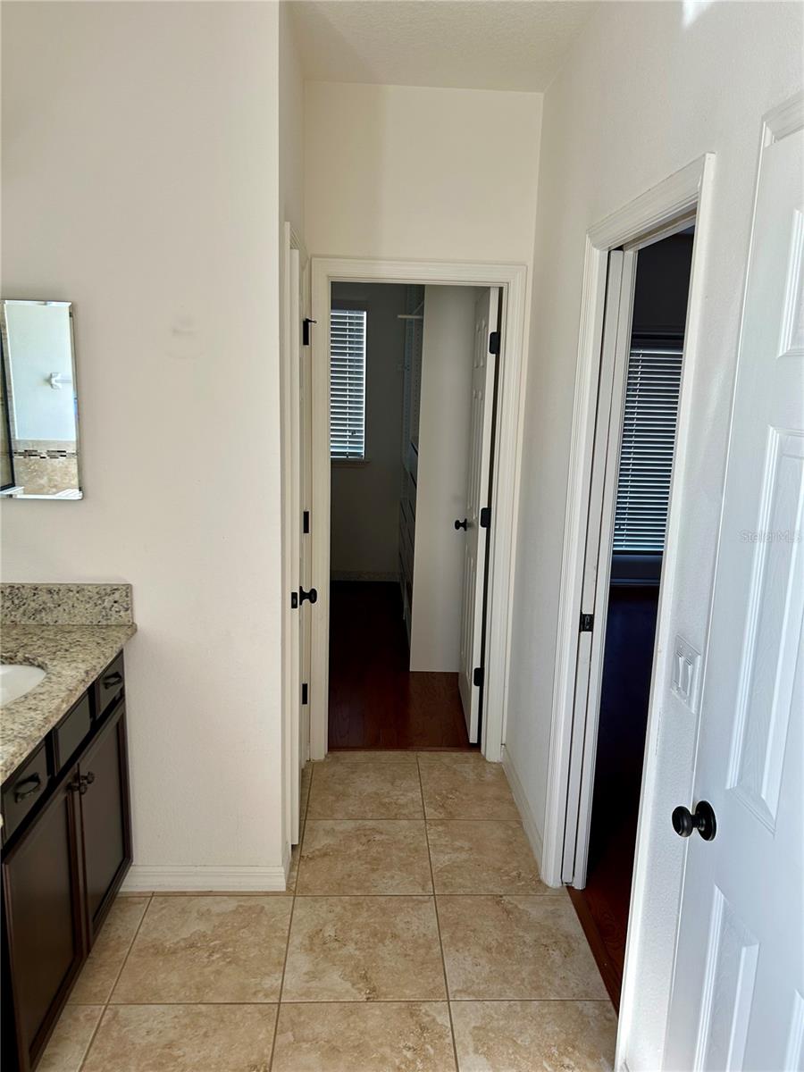 Image 11 of 13 For 8818 Tropical Palm Drive