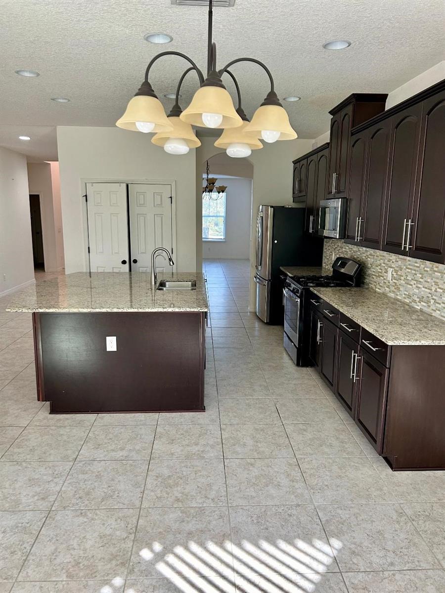 Image 2 of 13 For 8818 Tropical Palm Drive