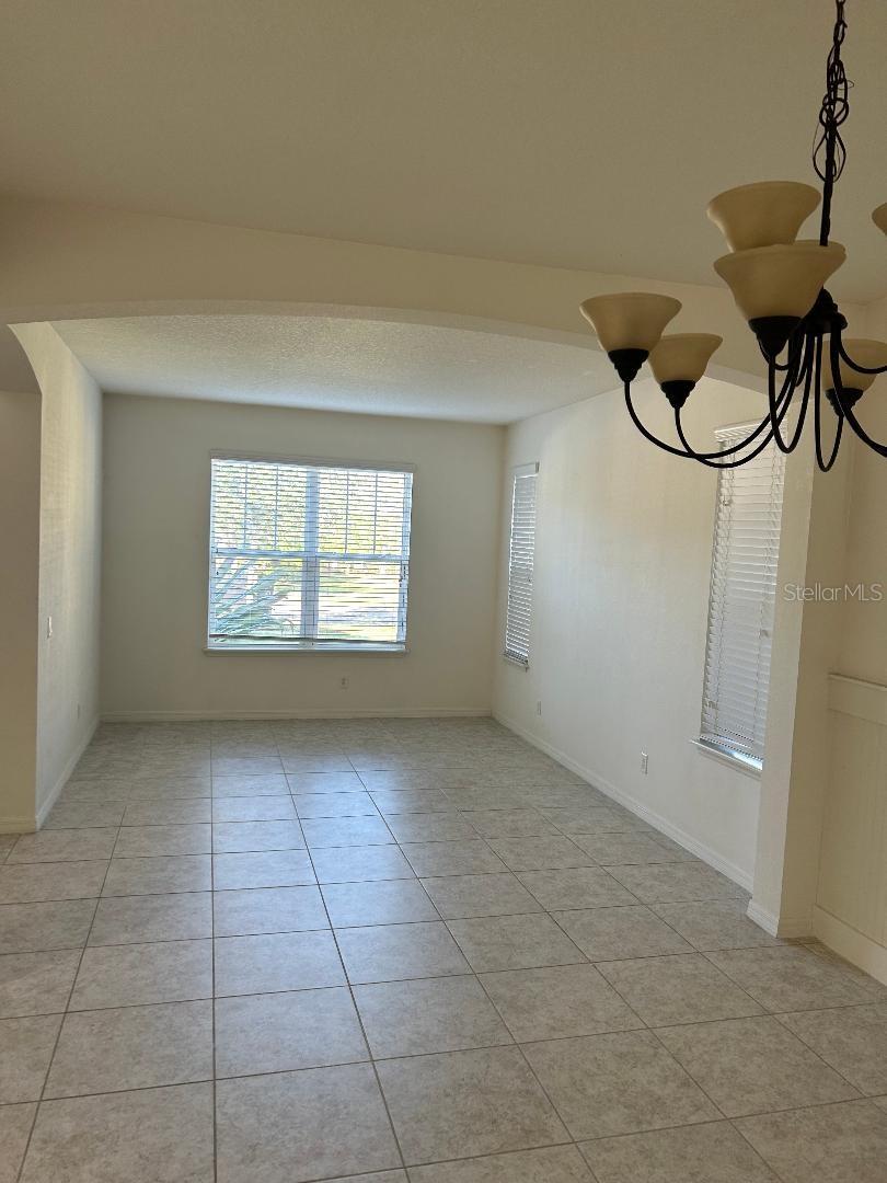 Image 6 of 13 For 8818 Tropical Palm Drive