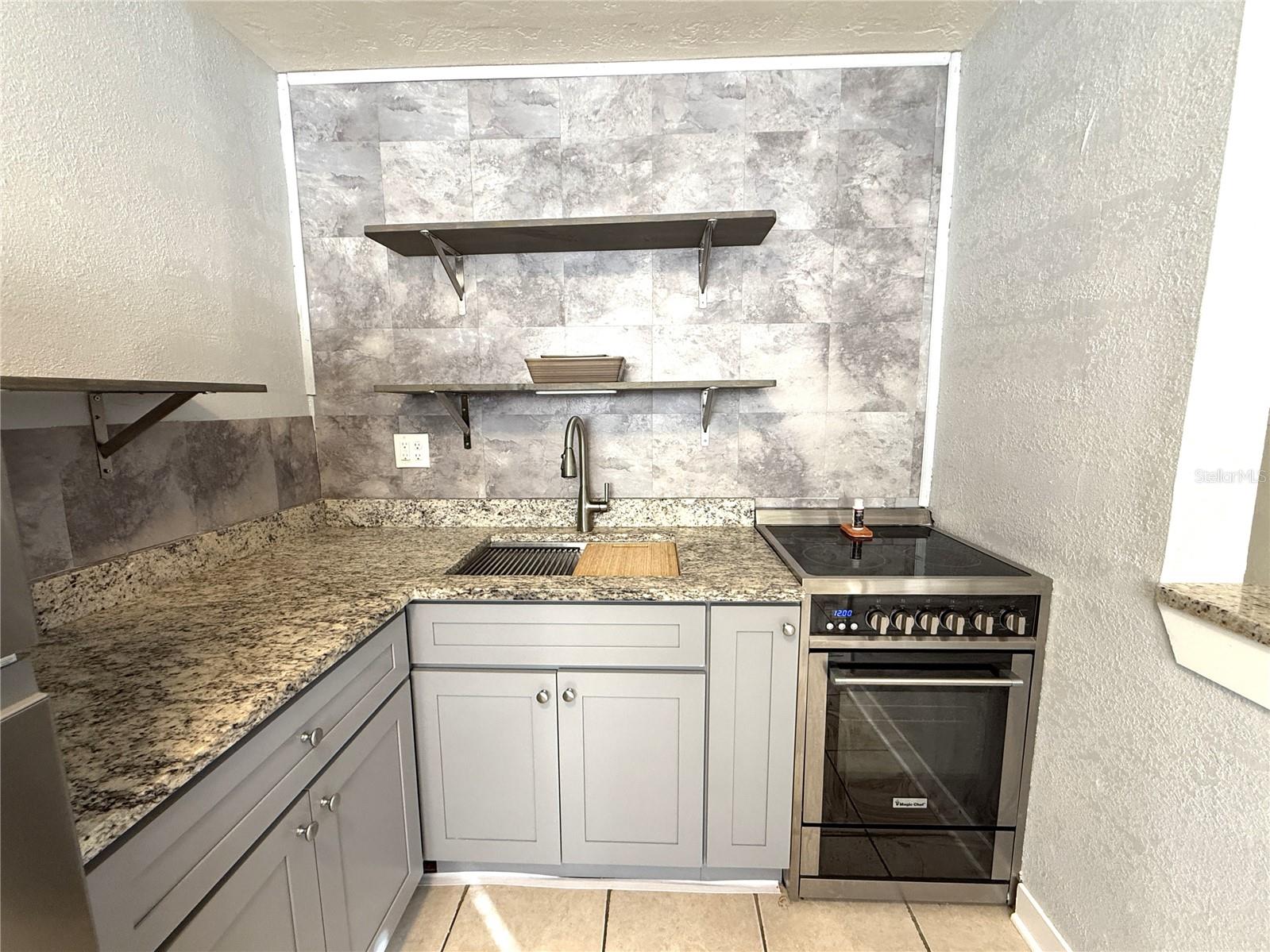 Image 4 of 15 For 12127 Gulf Boulevard 5