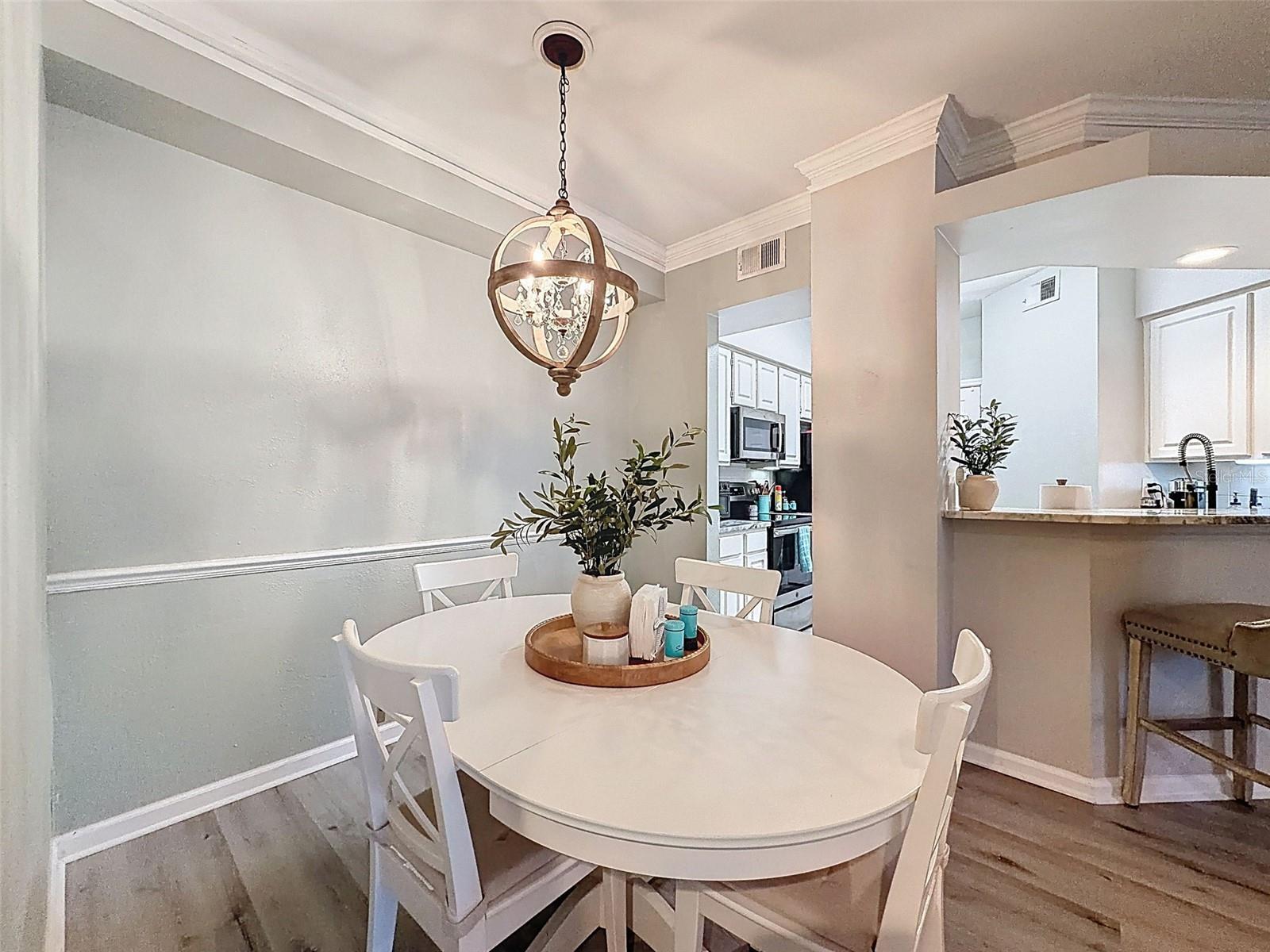 Image 16 of 58 For 1203 Bay Club Circle 1203