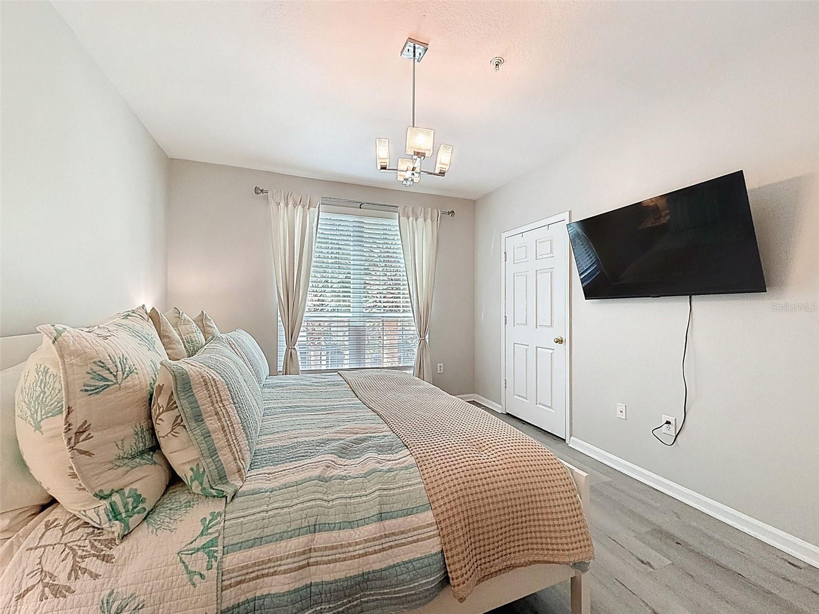 Image 24 of 58 For 1203 Bay Club Circle 1203