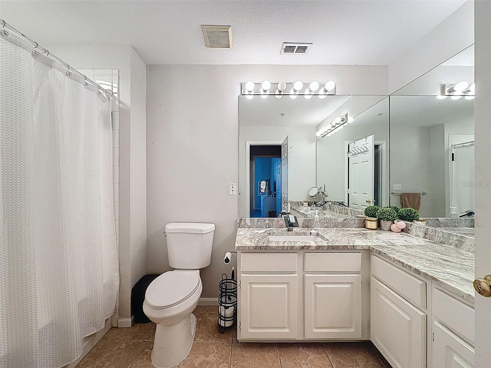 Image 31 of 58 For 1203 Bay Club Circle 1203