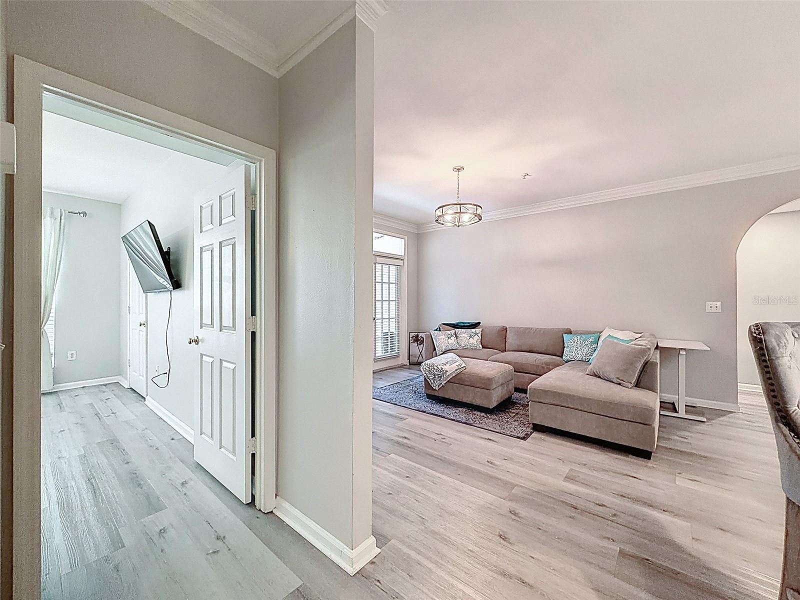 Image 33 of 58 For 1203 Bay Club Circle 1203