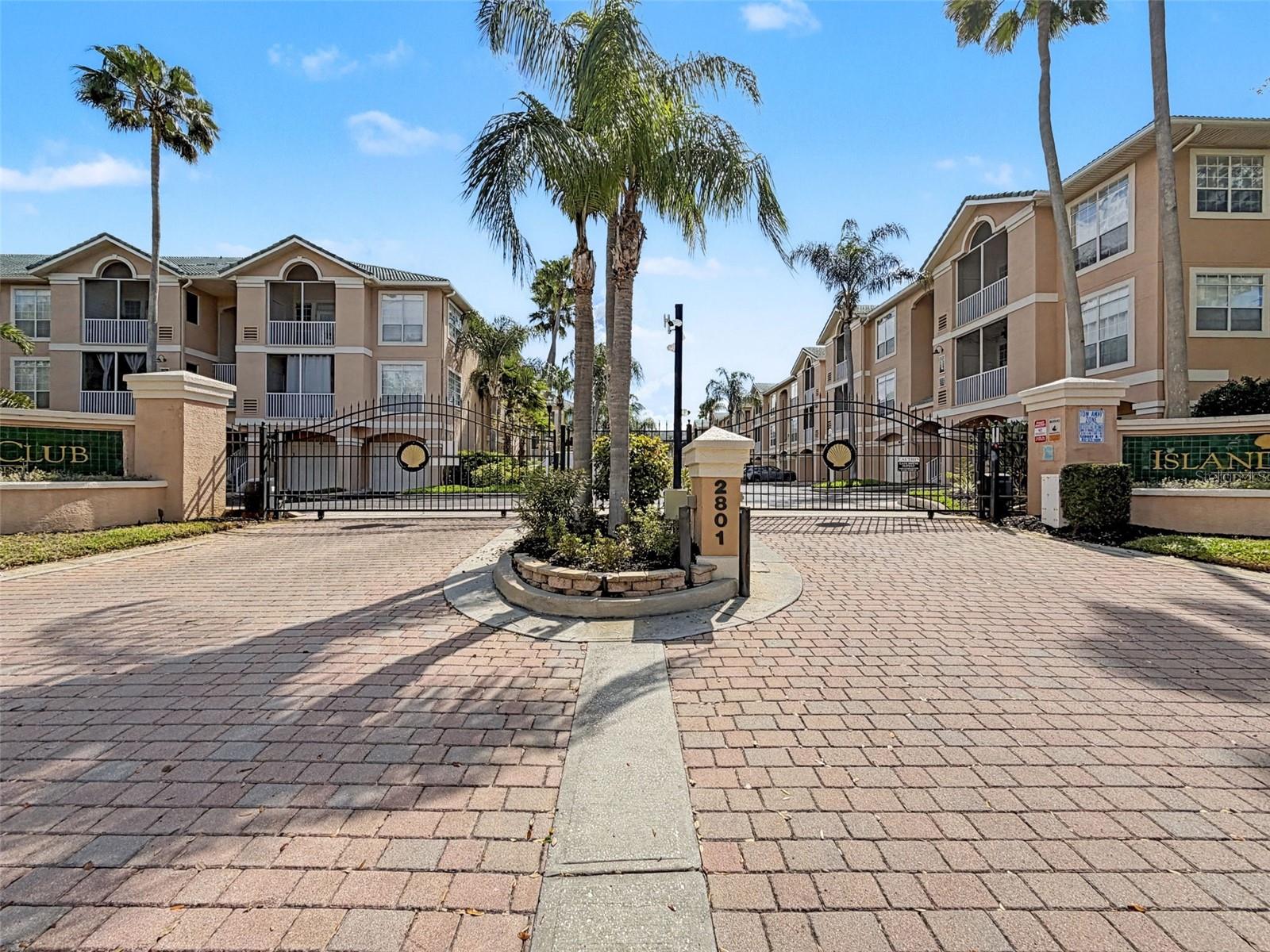 Image 38 of 58 For 1203 Bay Club Circle 1203