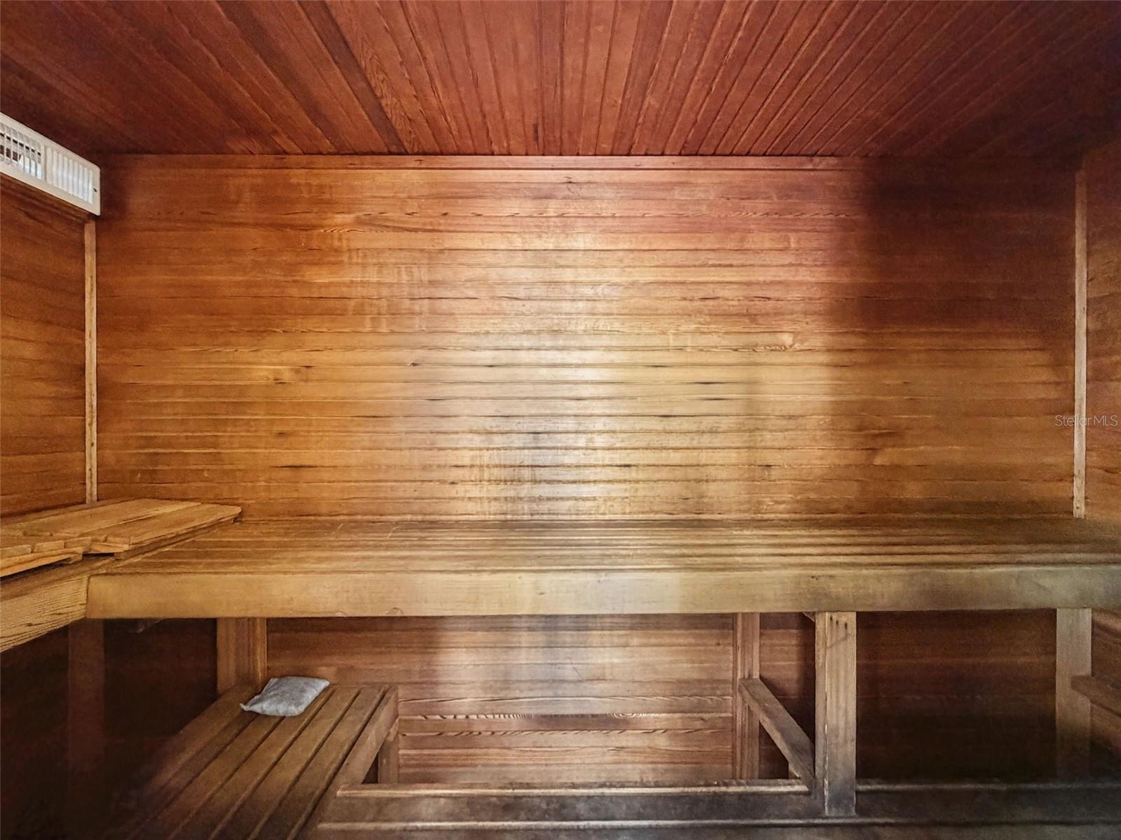 Image 50 of 58 For 1203 Bay Club Circle 1203