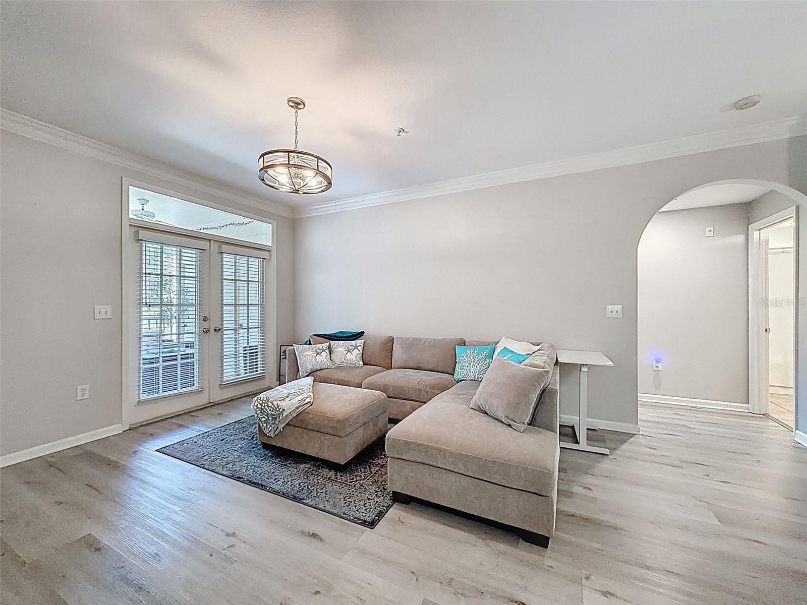 Image 7 of 58 For 1203 Bay Club Circle 1203