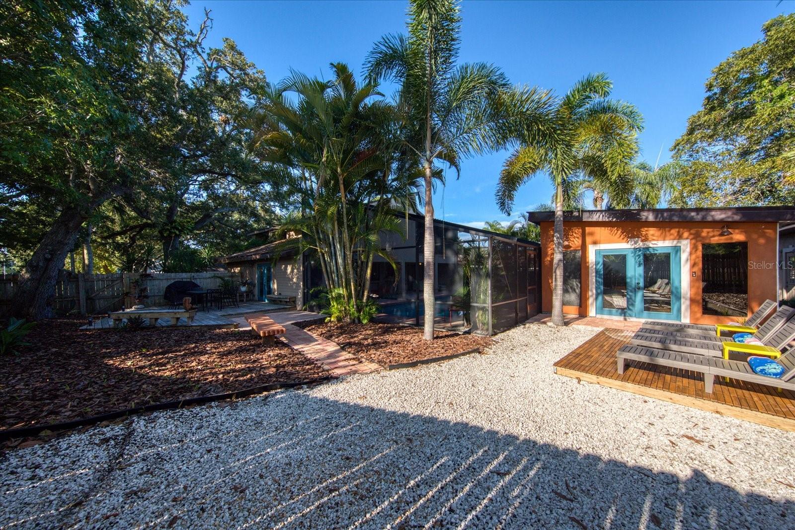 Image 31 of 39 For 13703 Oak Forest Boulevard N