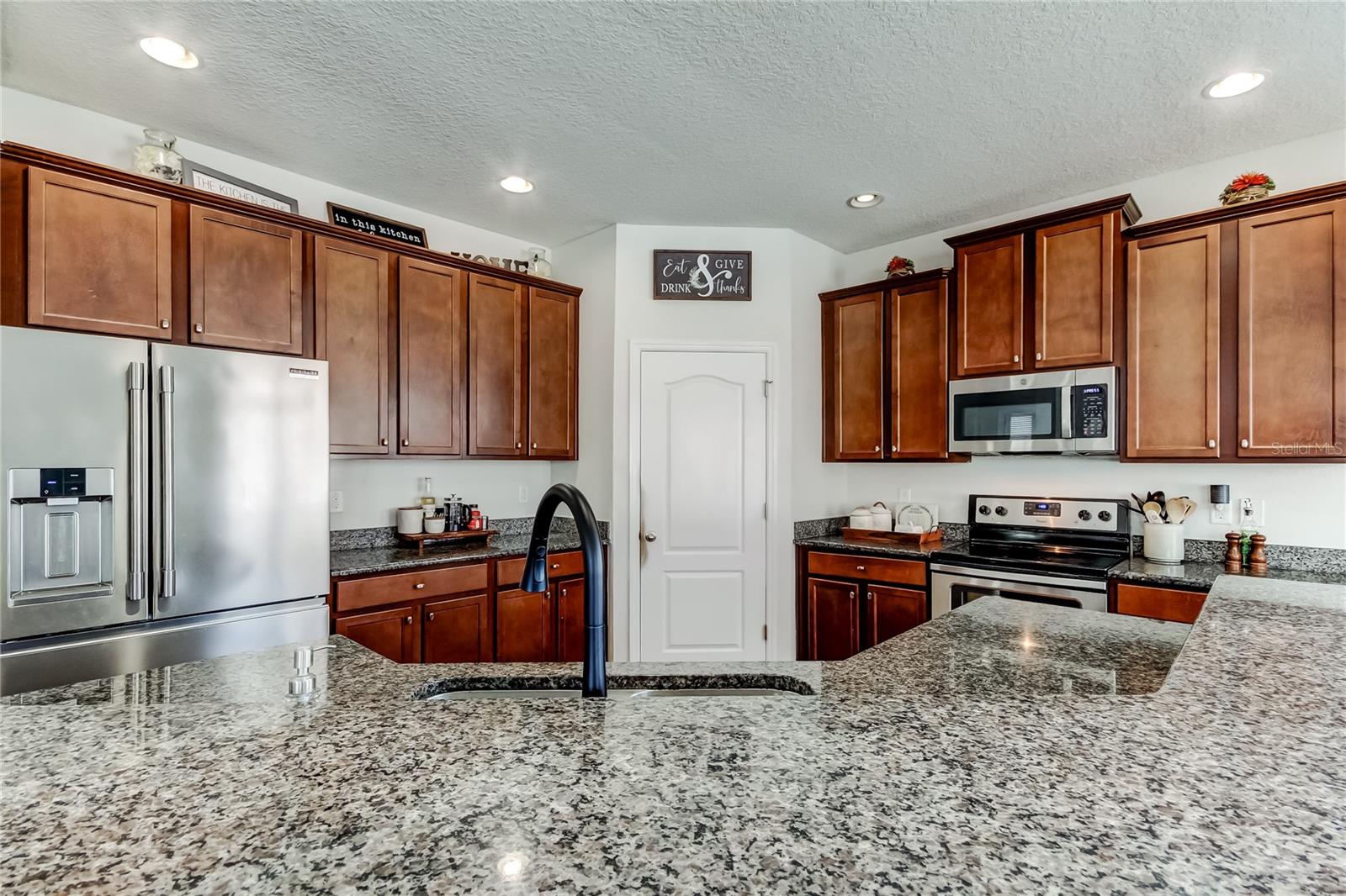 Image 12 of 41 For 30623 Casewell Place