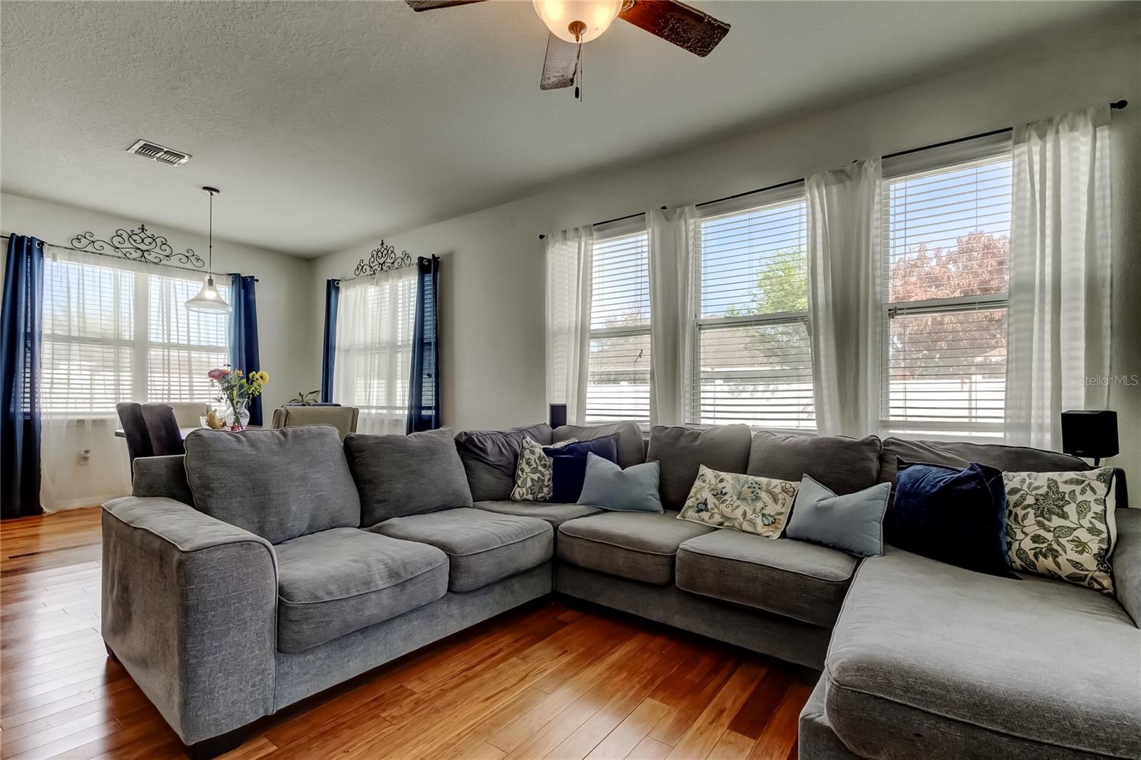 Image 20 of 41 For 30623 Casewell Place