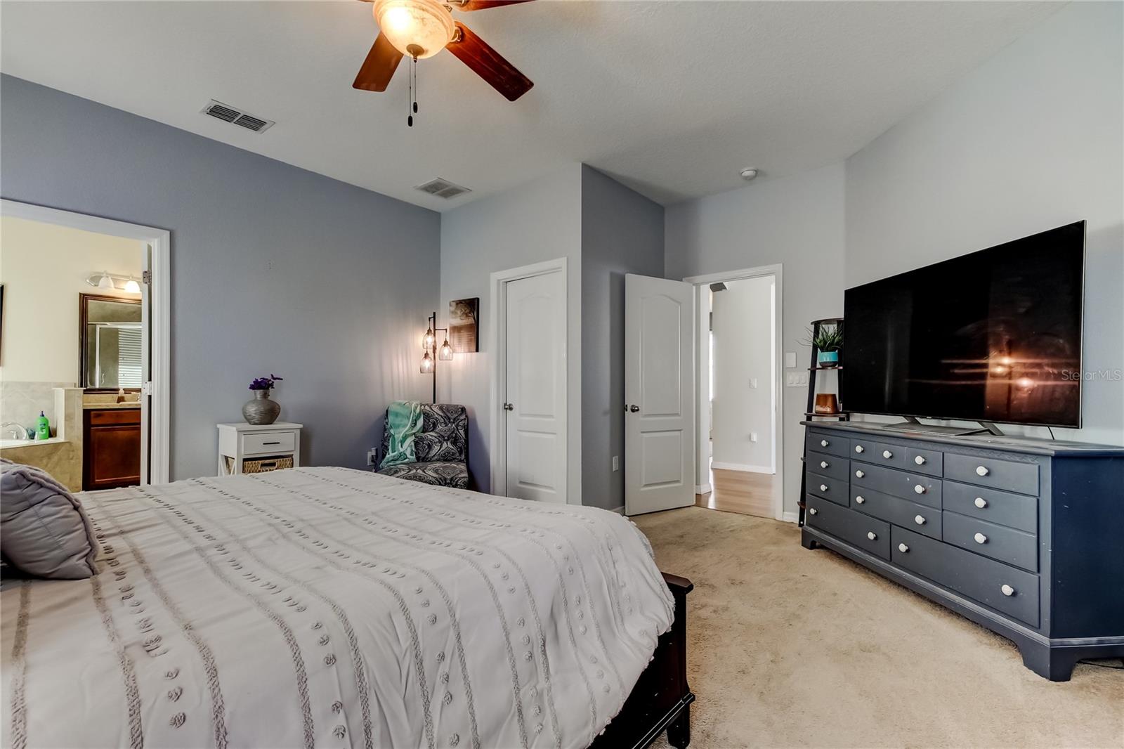 Image 23 of 41 For 30623 Casewell Place