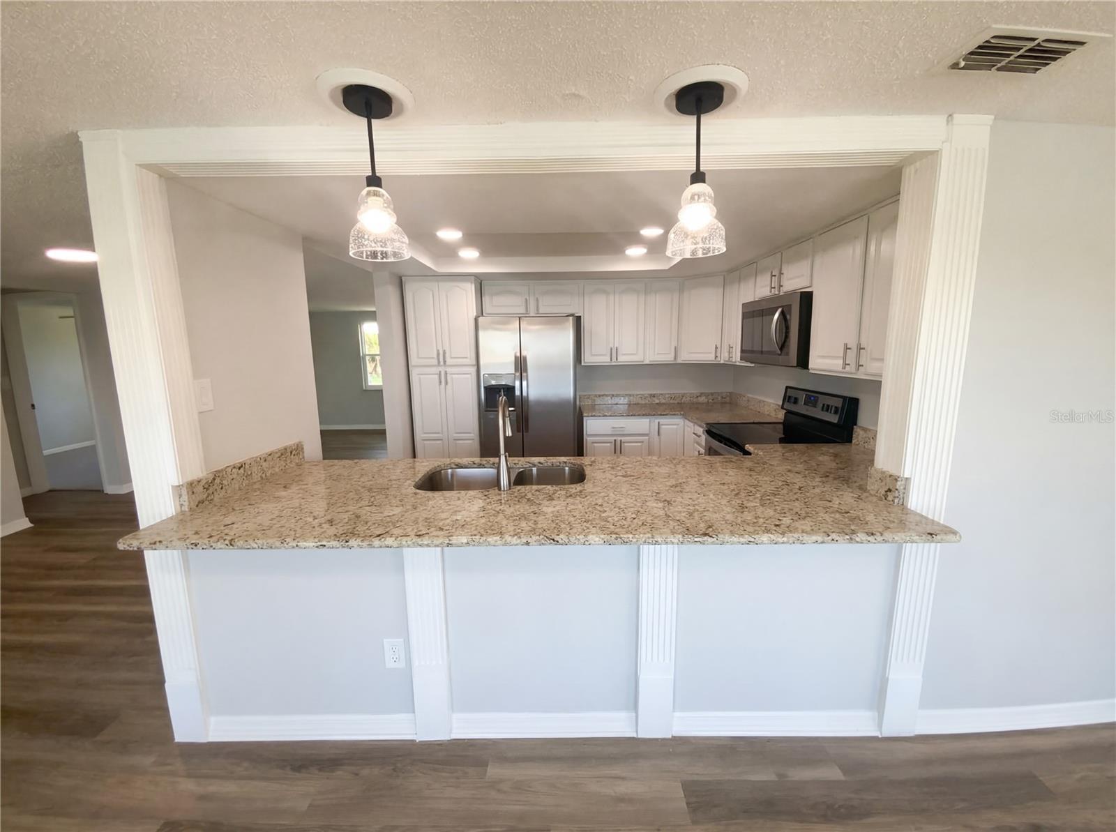 Image 9 of 32 For 3202 Jackson Drive