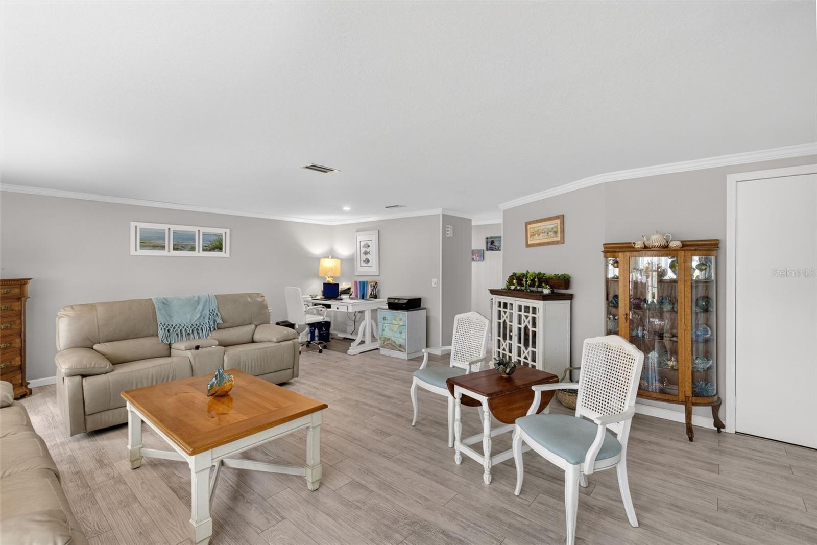 Image 16 of 80 For 504 Alvarado