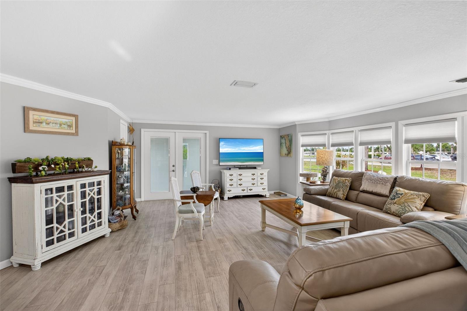 Image 17 of 80 For 504 Alvarado