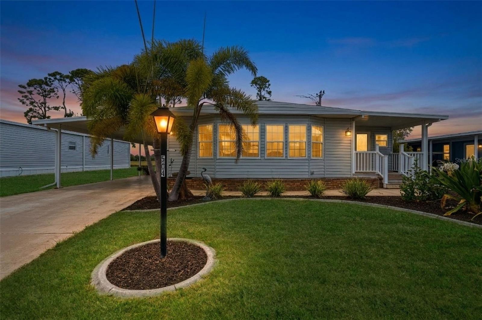 Image 2 of 80 For 504 Alvarado