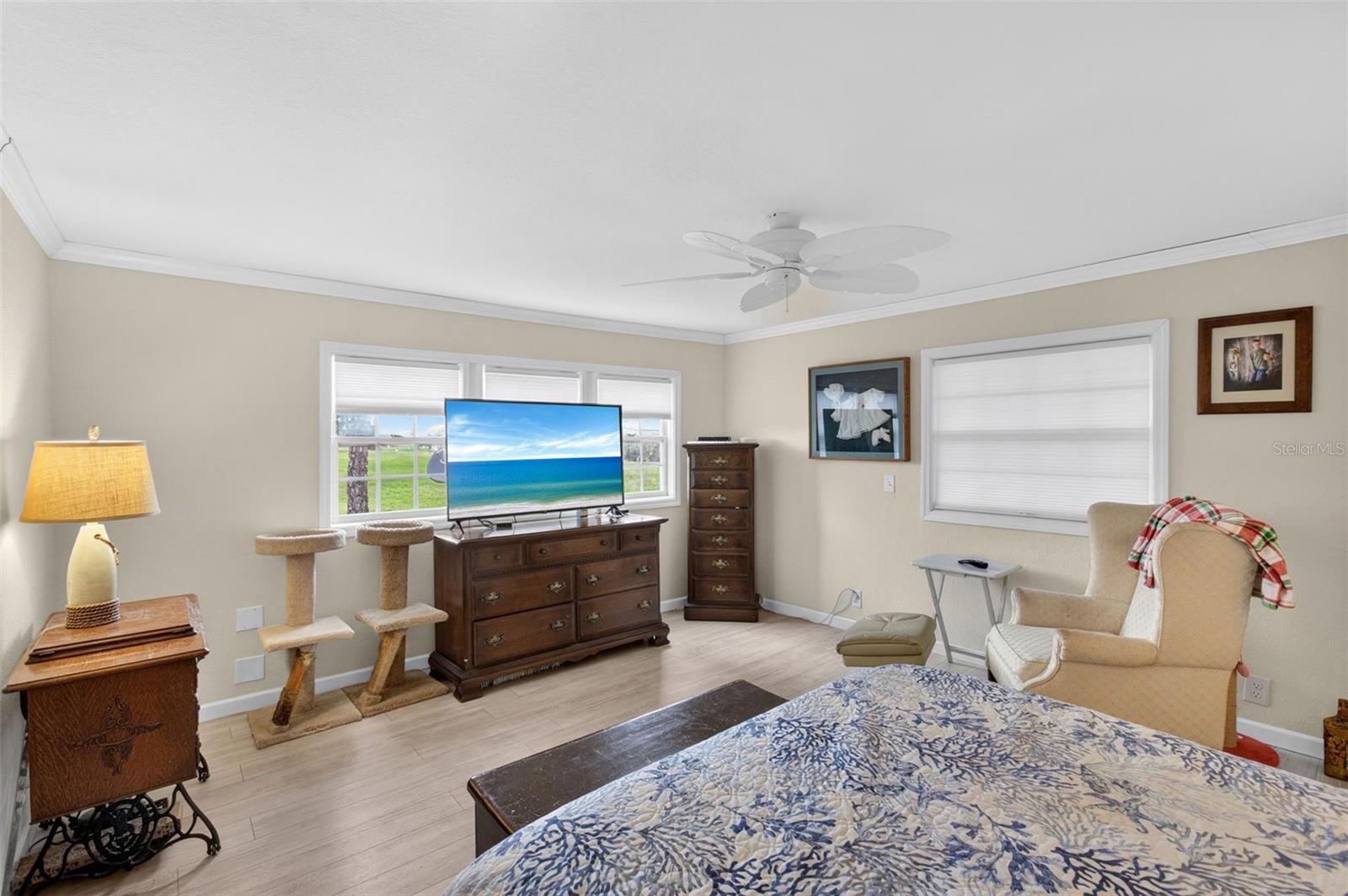 Image 20 of 80 For 504 Alvarado