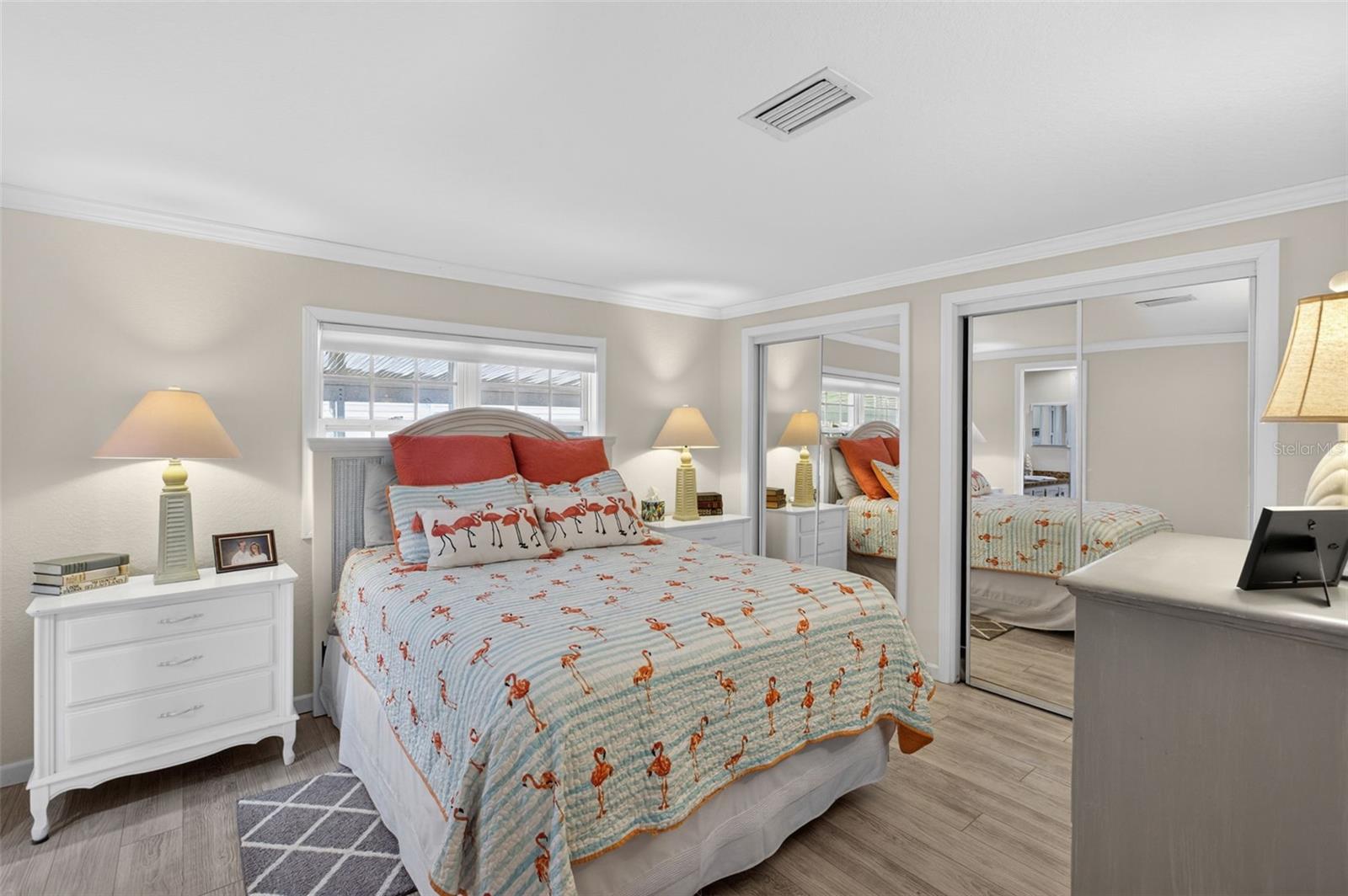 Image 24 of 80 For 504 Alvarado