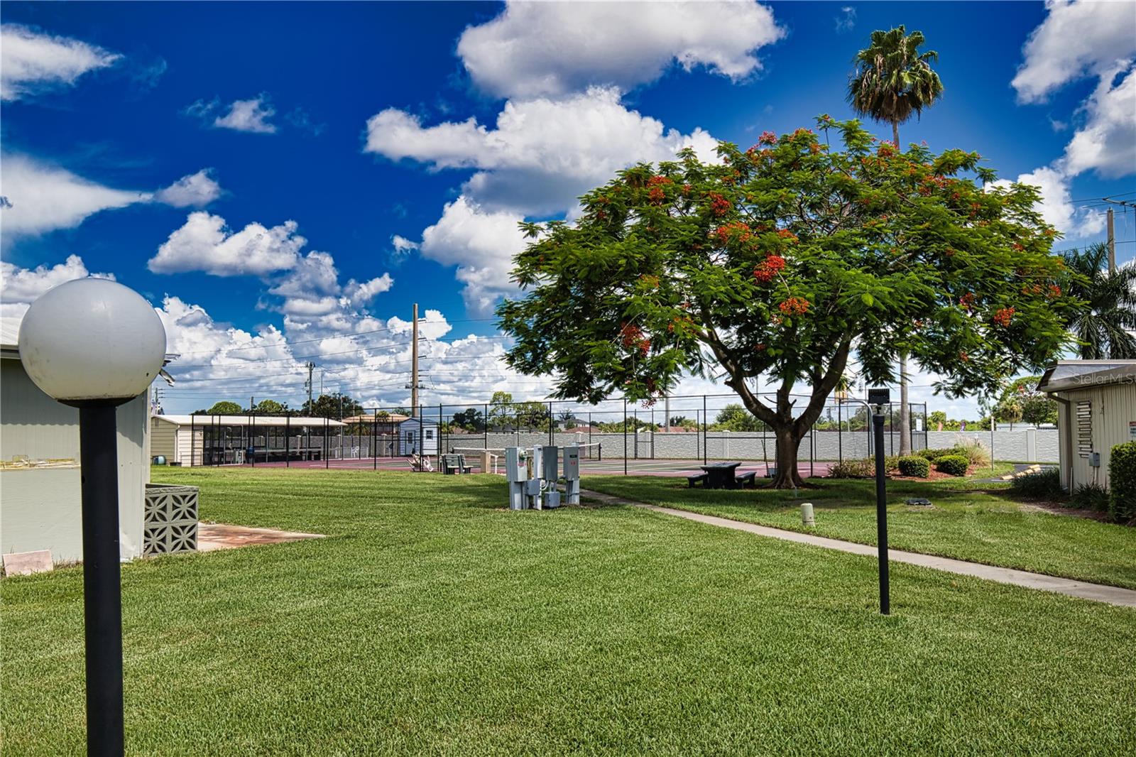 Image 62 of 80 For 504 Alvarado