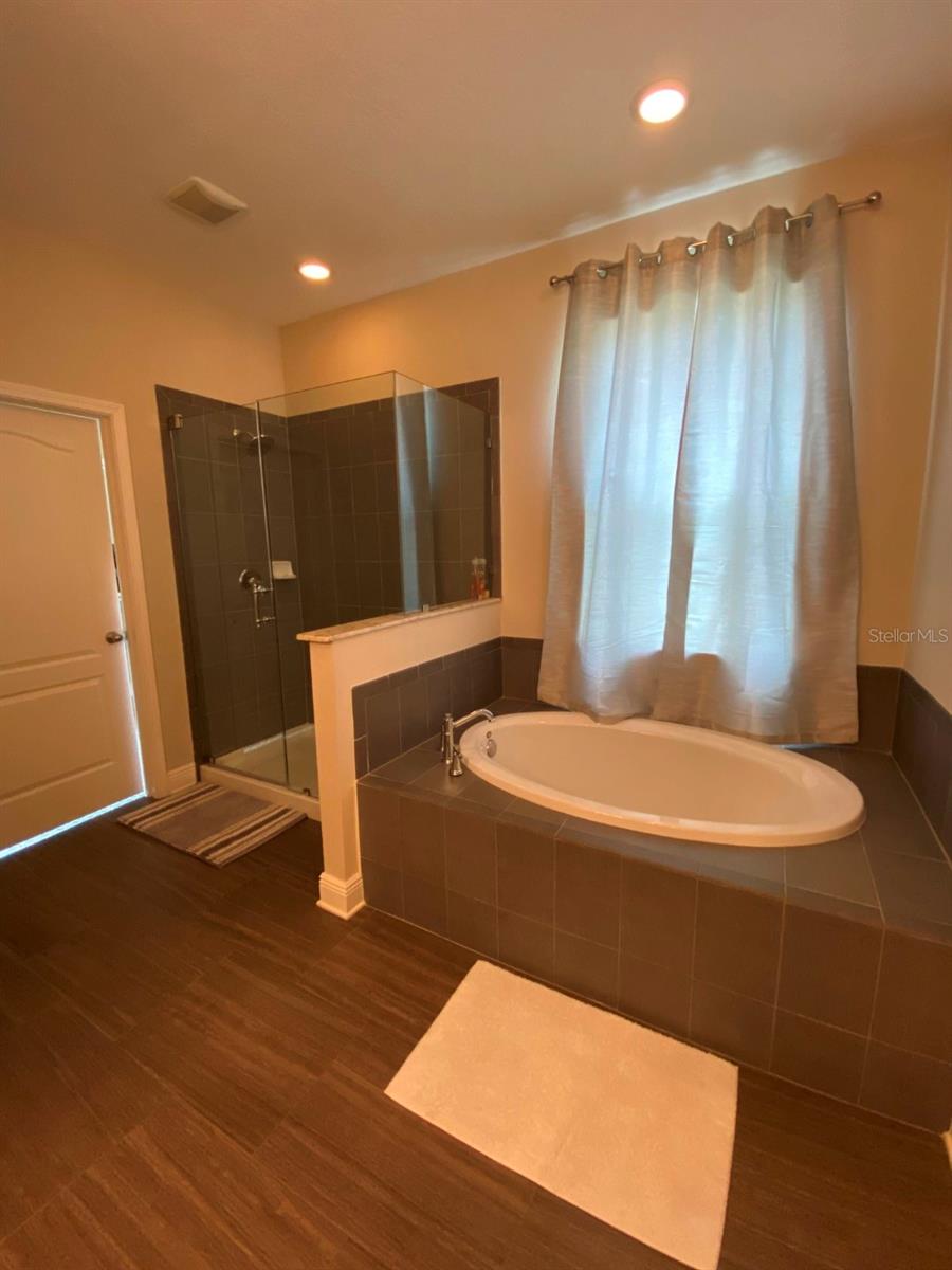 Image 8 of 16 For 809 Oregon Avenue