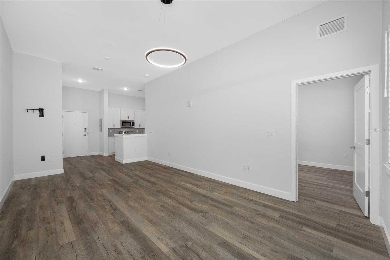 Image 10 of 19 For 357 5th Street S 2