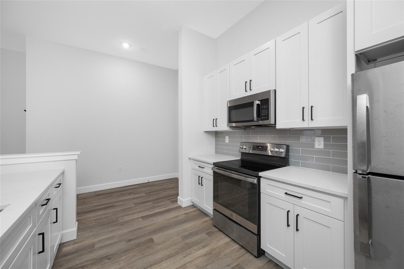 Image 8 of 19 For 357 5th Street S 2