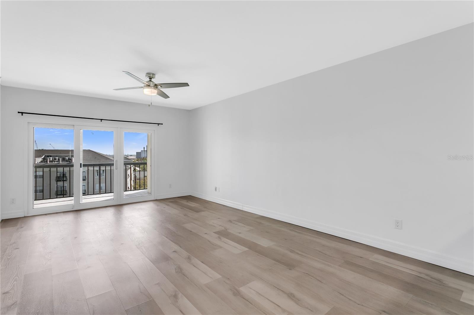 Image 15 of 50 For 1000 Harbour Island Boulevard 2511