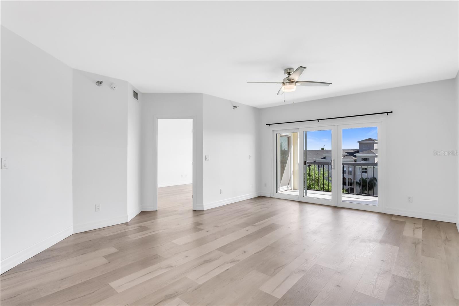 Image 18 of 50 For 1000 Harbour Island Boulevard 2511