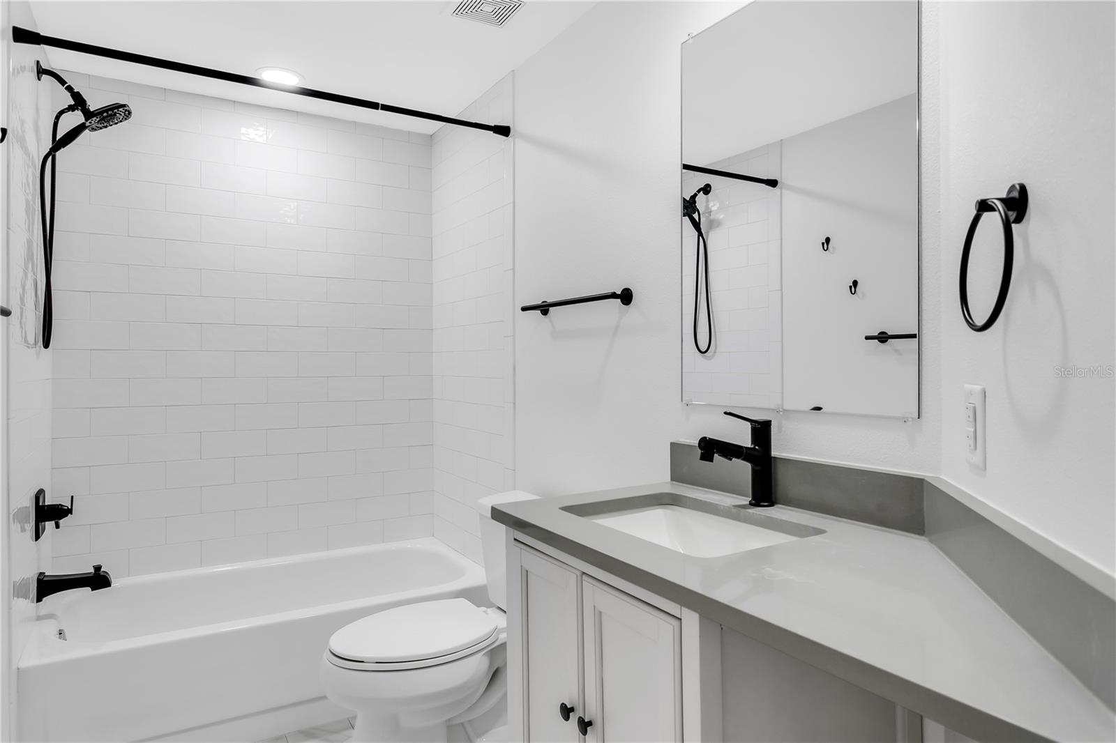 Image 30 of 50 For 1000 Harbour Island Boulevard 2511