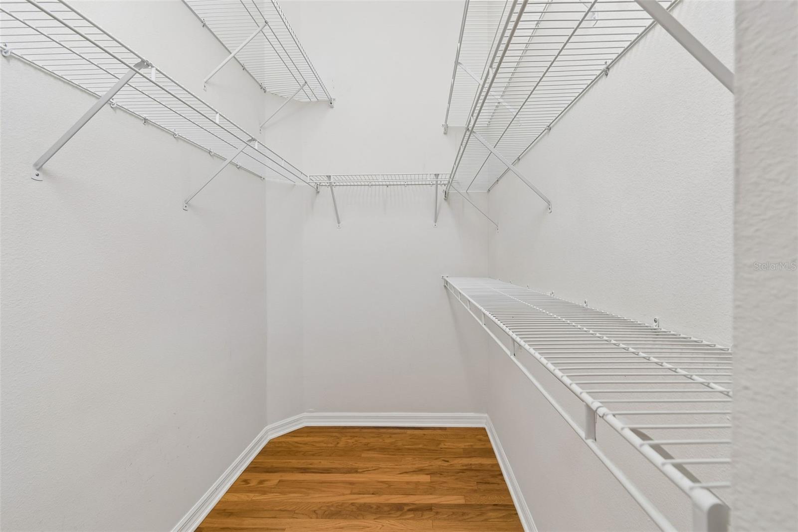 Image 25 of 50 For 2108 Hammock Park Court