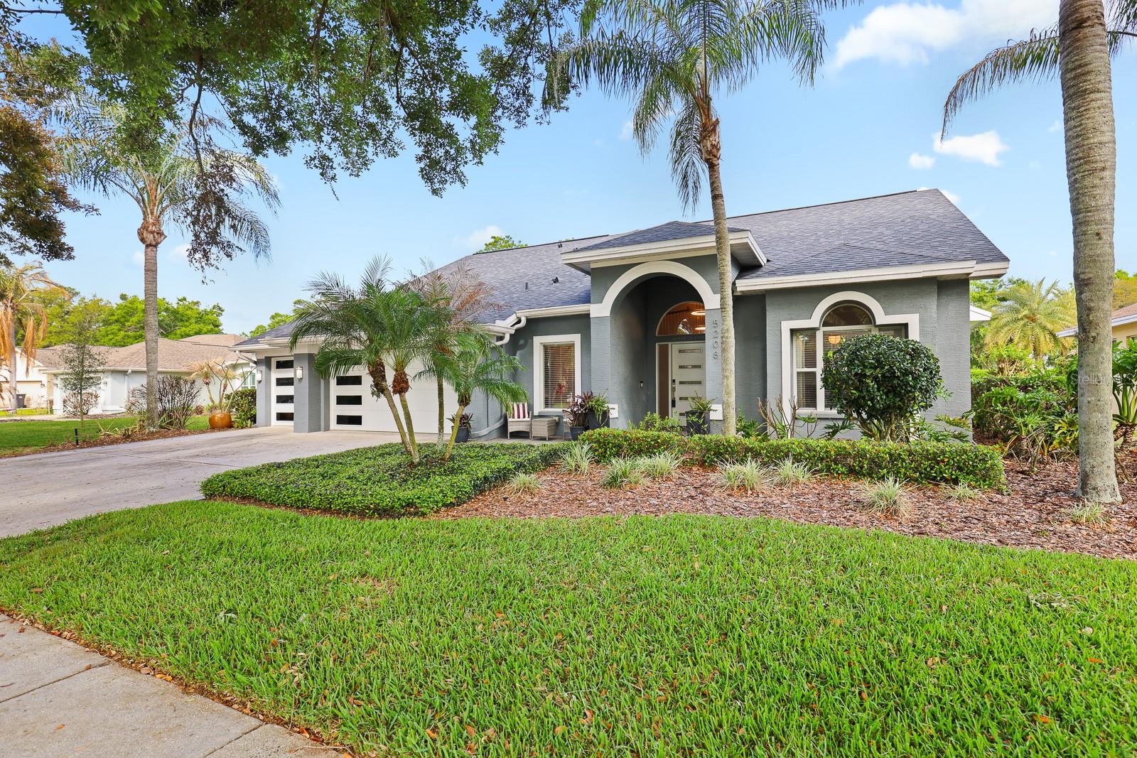 Details for 5208 Laurel Pointe Drive, VALRICO, FL 33596