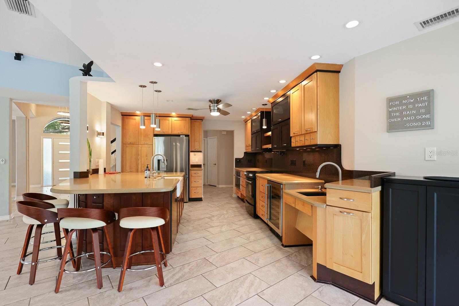 Image 13 of 61 For 5208 Laurel Pointe Drive