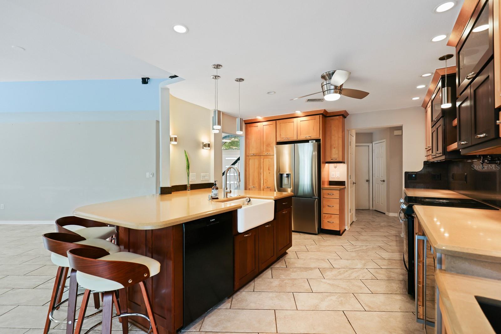 Image 14 of 61 For 5208 Laurel Pointe Drive