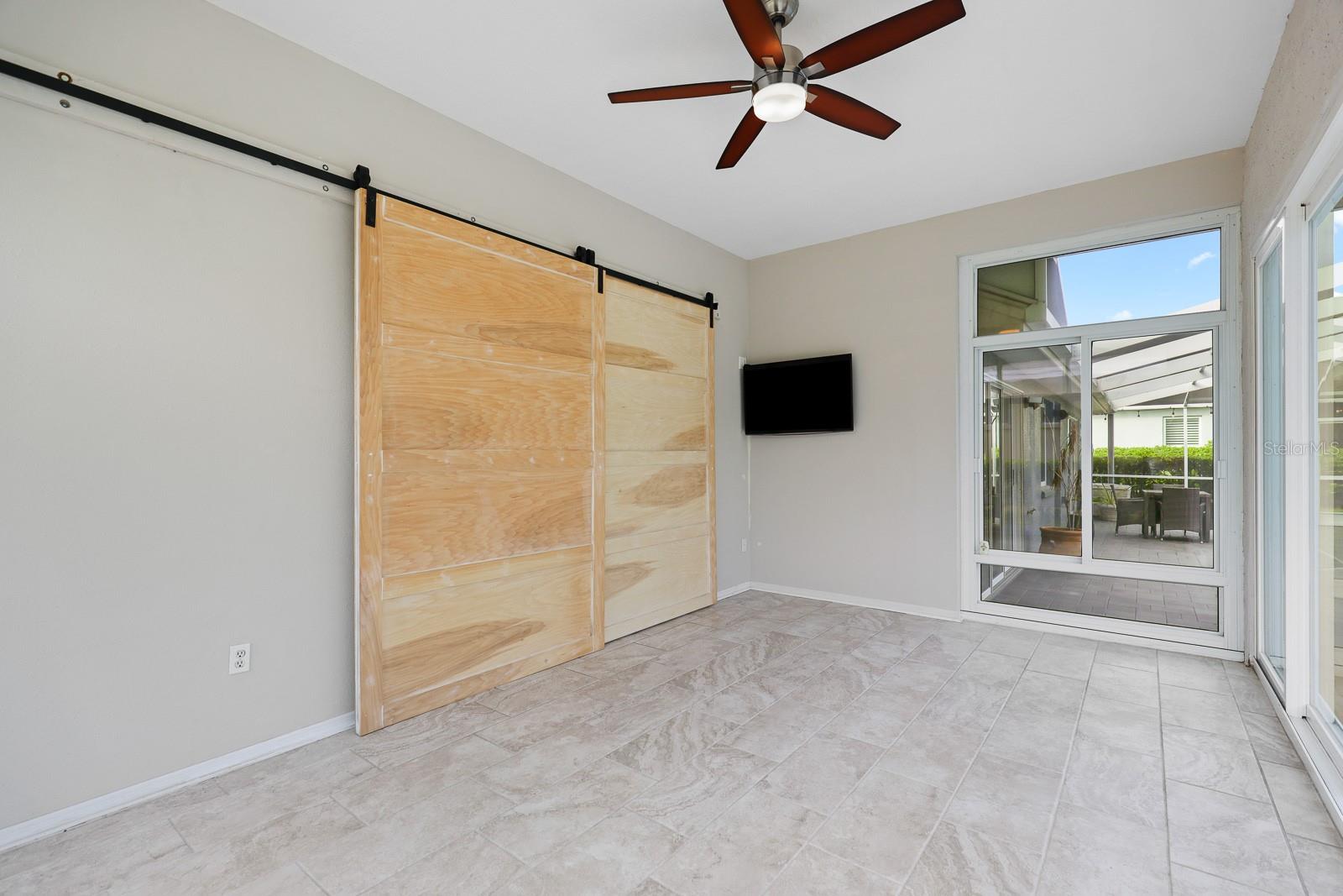 Image 19 of 61 For 5208 Laurel Pointe Drive