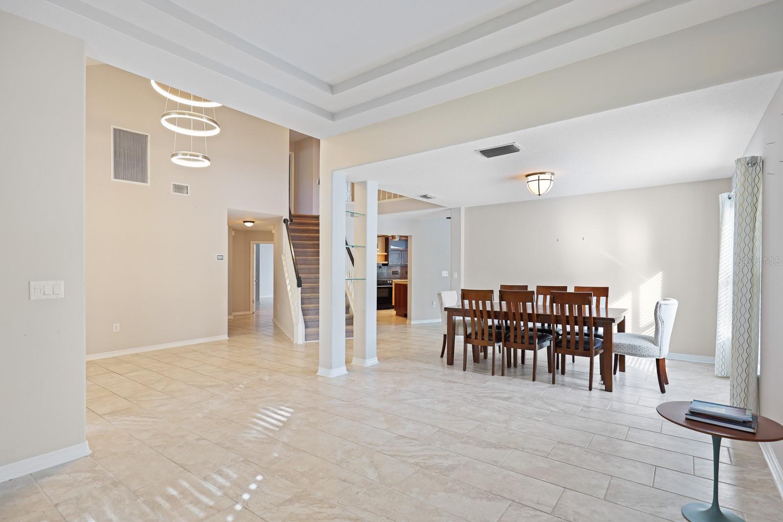 Image 7 of 61 For 5208 Laurel Pointe Drive