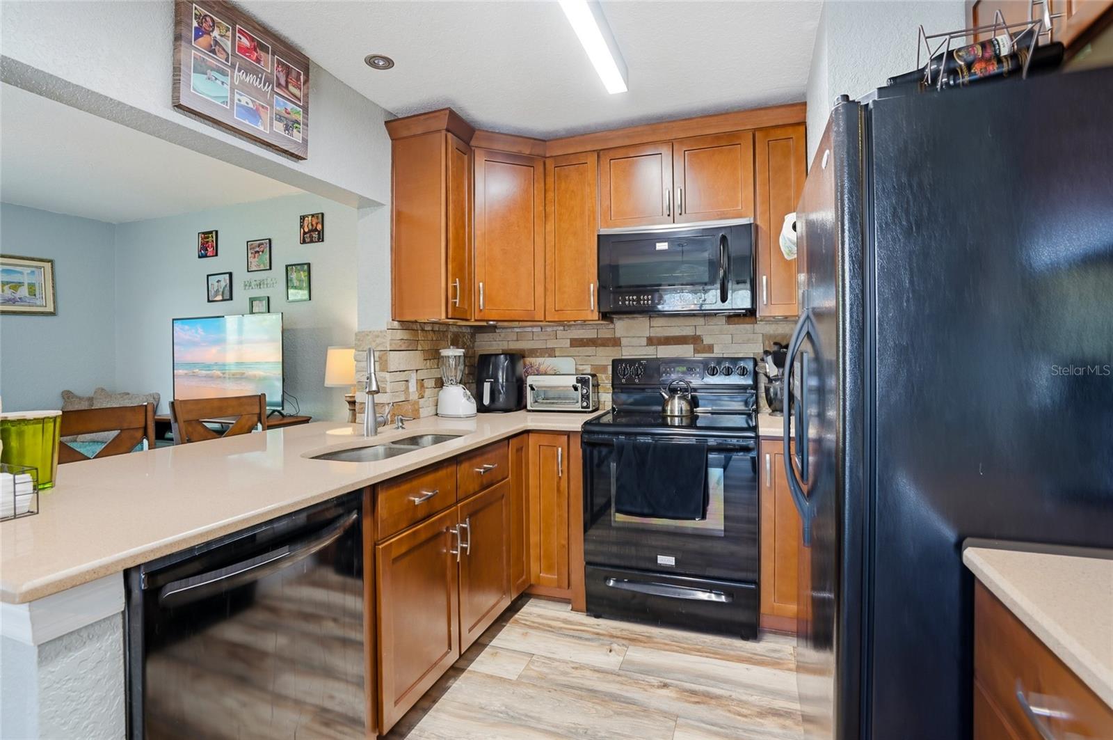 Image 11 of 28 For 16511 Lake Brigadoon Circle