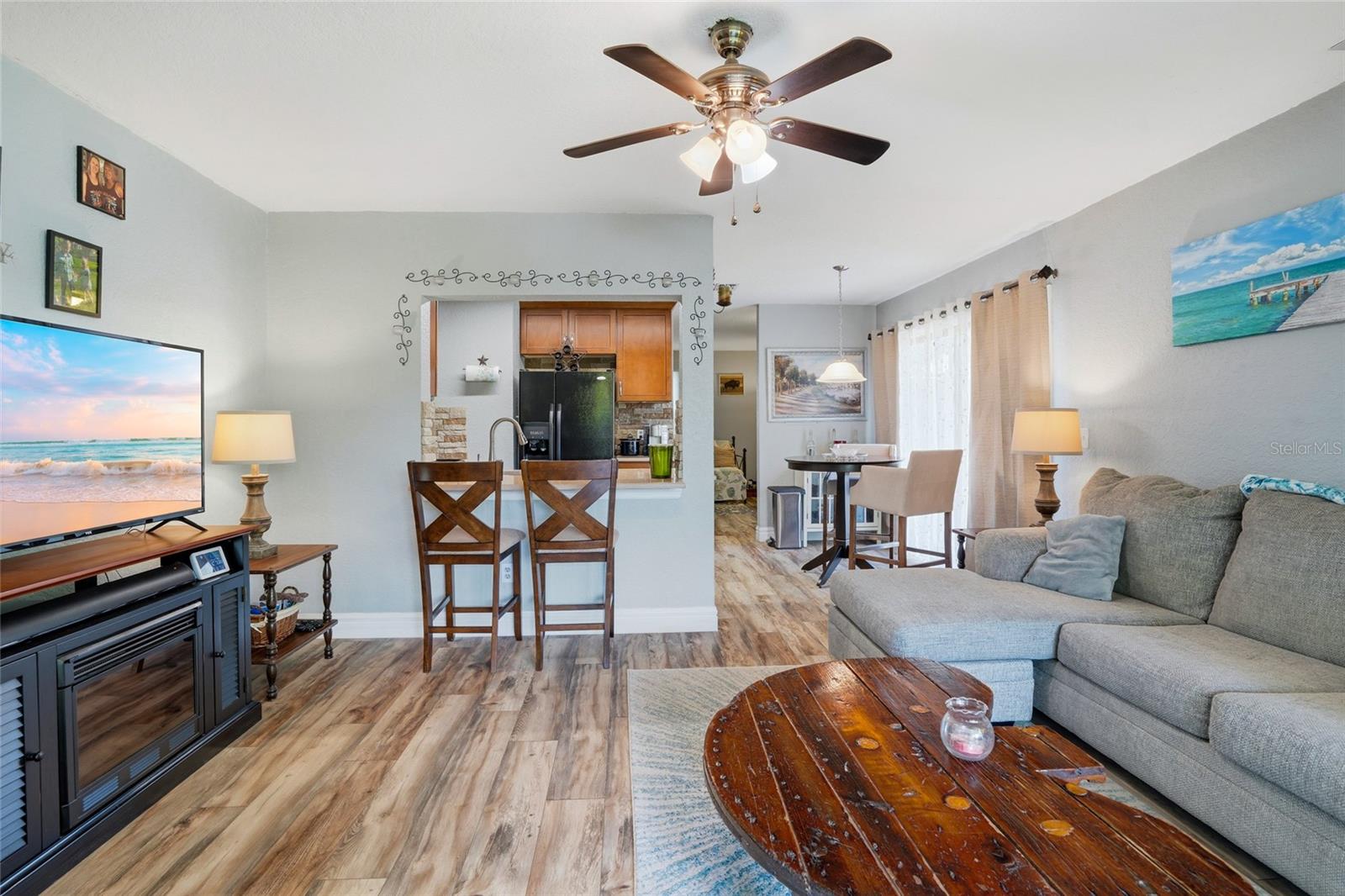 Image 16 of 28 For 16511 Lake Brigadoon Circle