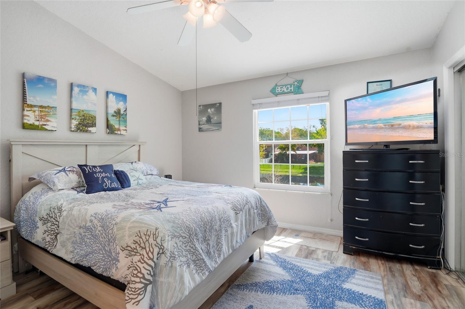 Image 19 of 28 For 16511 Lake Brigadoon Circle