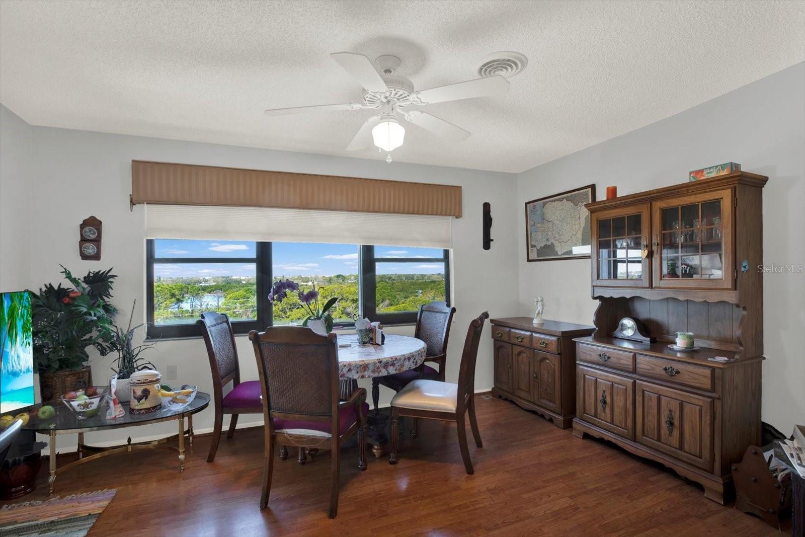 Image 11 of 31 For 8186 Terrace Garden Drive N 601