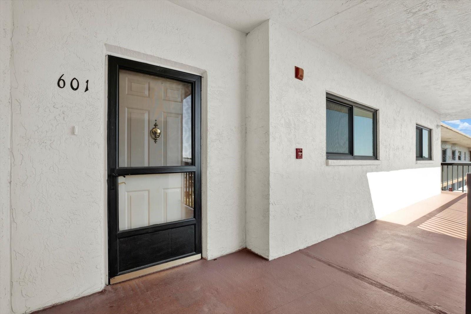 Image 5 of 31 For 8186 Terrace Garden Drive N 601