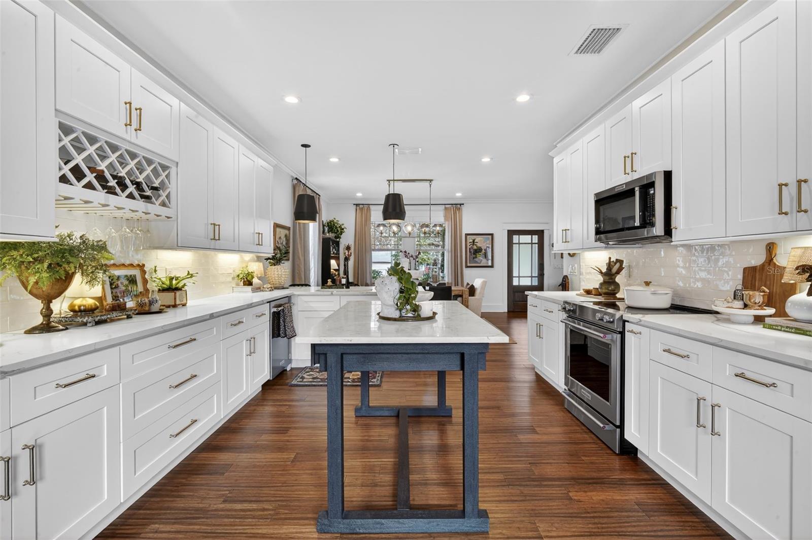 Image 16 of 55 For 502 North Bay Street