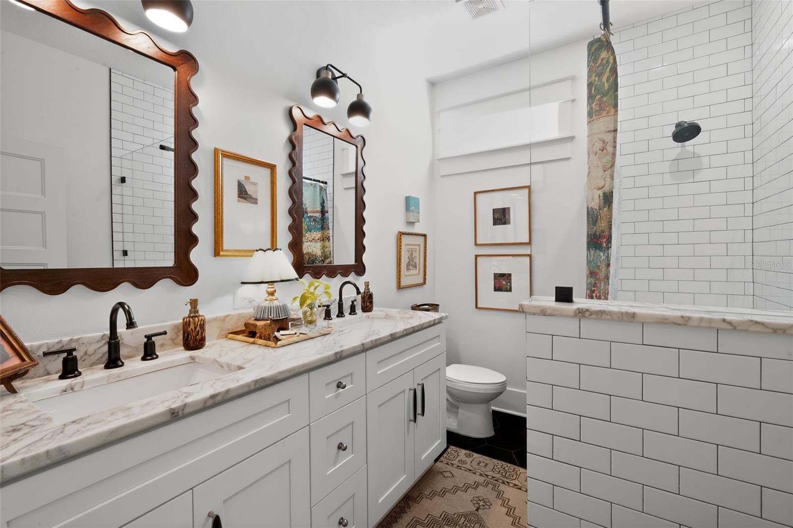 Image 20 of 55 For 502 North Bay Street