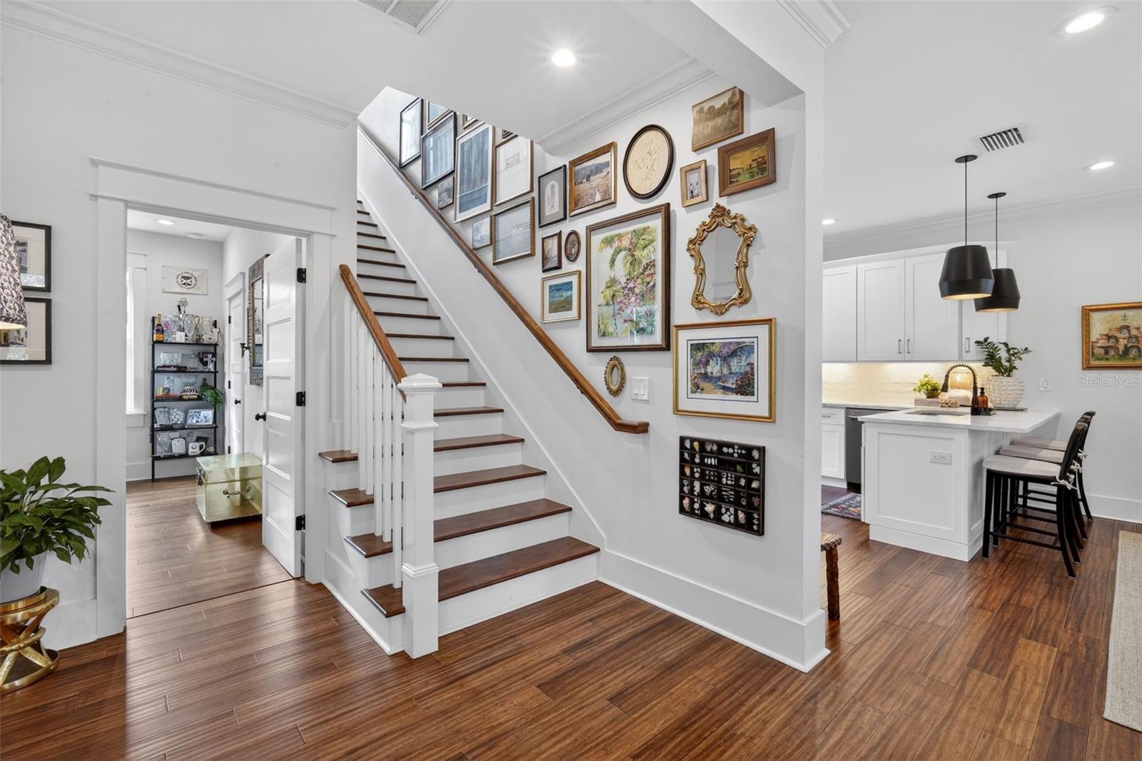 Image 21 of 55 For 502 North Bay Street