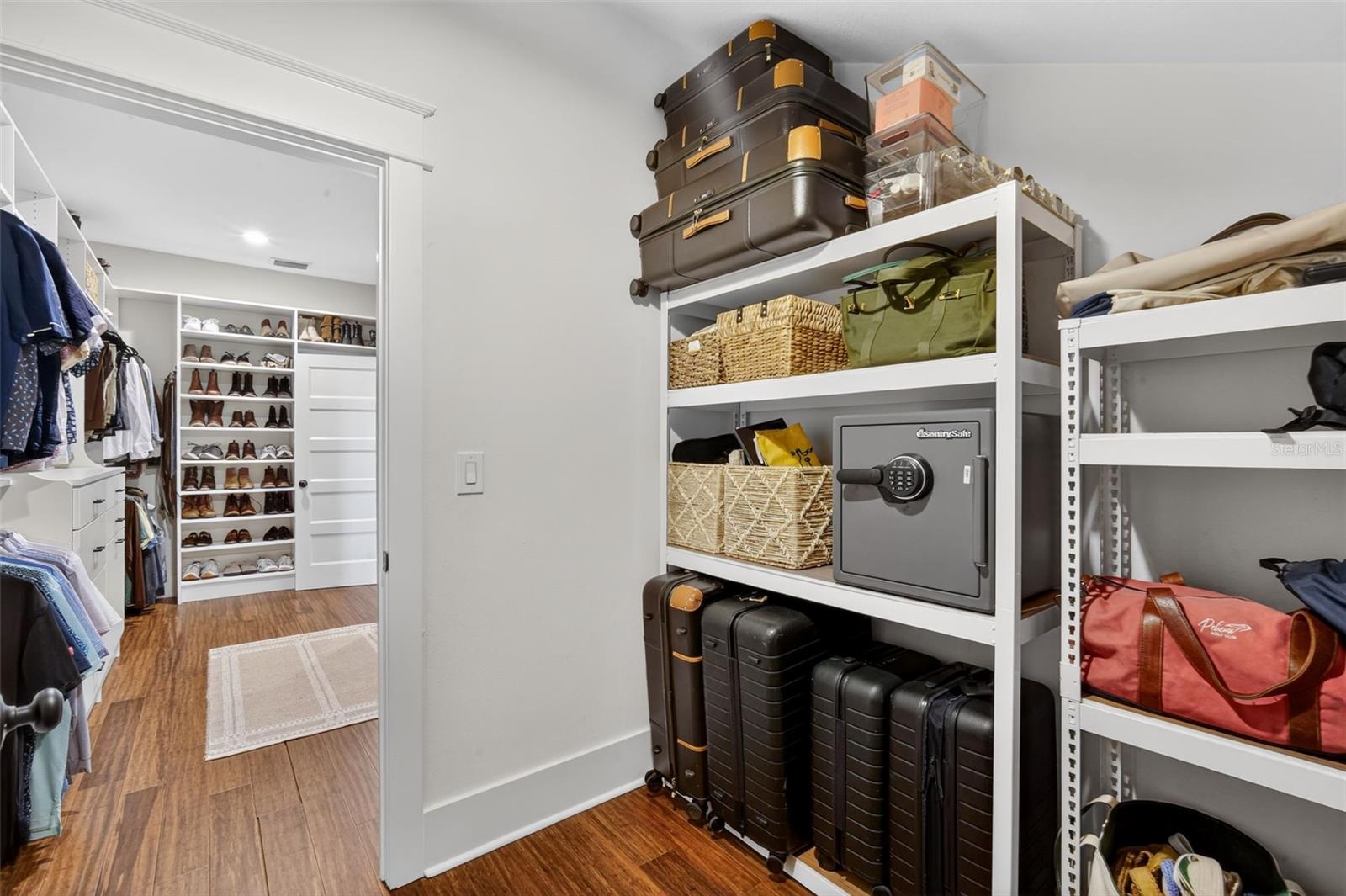 Image 39 of 55 For 502 North Bay Street