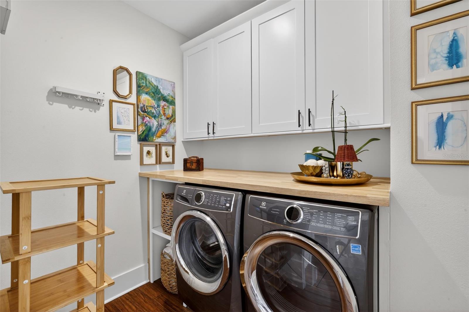 Image 41 of 55 For 502 North Bay Street